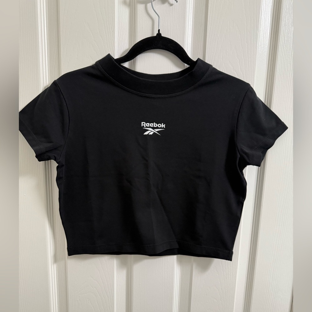 Reebok Black Casual T-Shirt